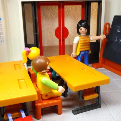 playmobil-2183604_1280
